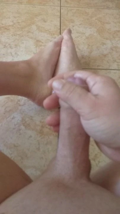 Cum on my feet