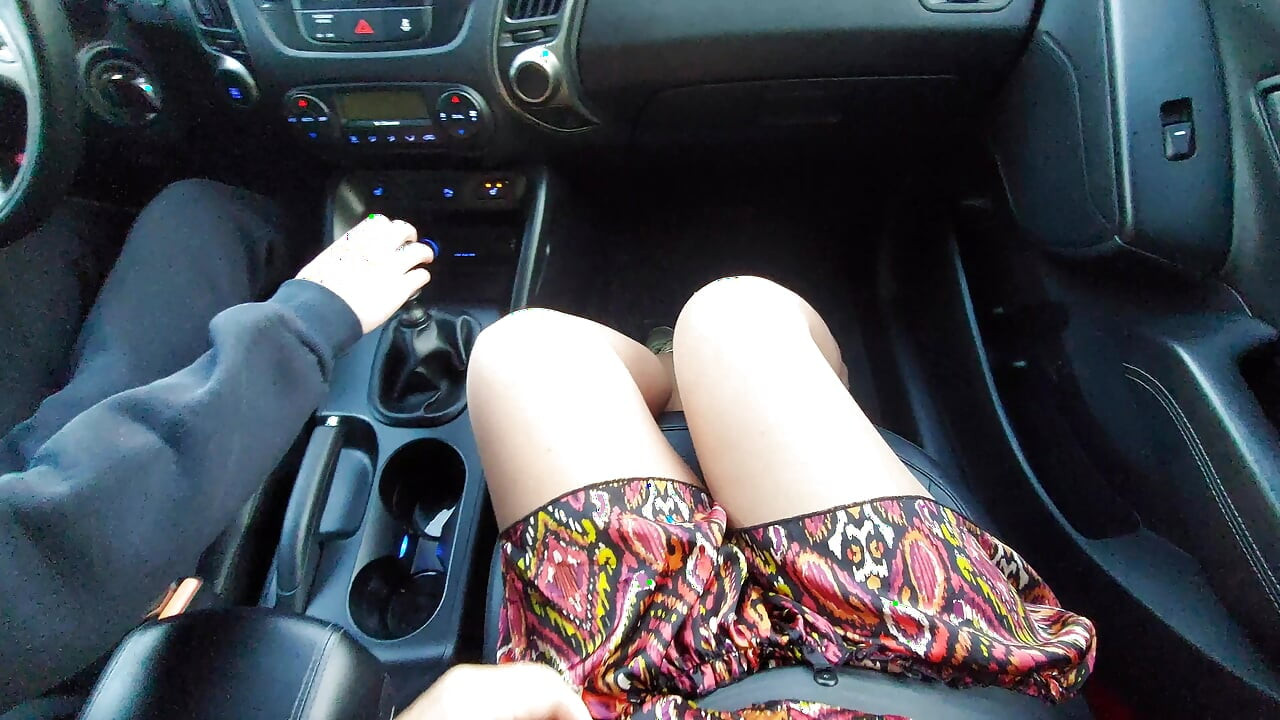 Horny mature wife teases taxi driver in the morning in the car with her sexy legs