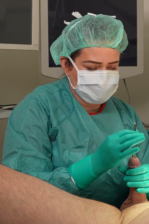 Sounding with Sterile Surgical Latex Gloves and Gown.
