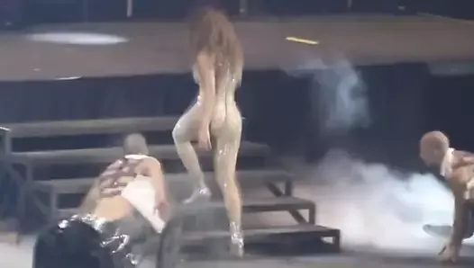 Jennifer Lopez hot ass