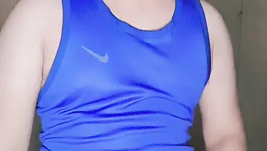chaddi ke lund ka paani nikal gya