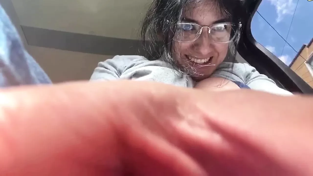 Car Boobs and Pussy Flash