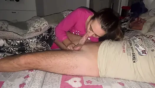 Morgen blowjob und kehlenfick mit meiner heißen ehefrau
