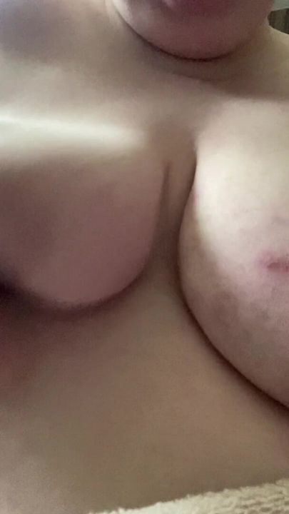 Slap my boobs