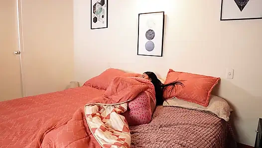 Just Before I Go to Bed My Rommate Fills My Ass with Milk - La Rola