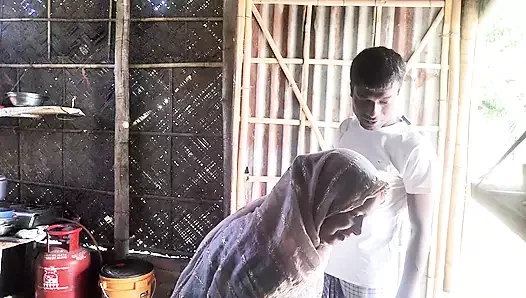 ALONE DESI VILLAGE BHABHI SEX WITH OUTHERS MAN
