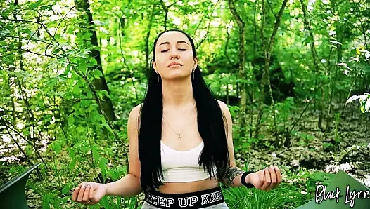 Freeuse Jerking on Ponytail Brunette During Her Meditation - Huge Free Use Facial