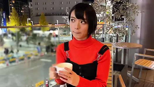 A118F07 Matching with a shy girl with short hair, a boyish girl! Cute is justice!! Her occasional beaming smile creates a cute gap! Private shoot at a love hotel and a shameless trapped sex scene!