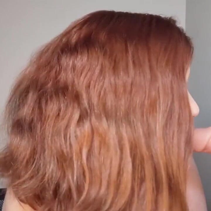 Estudante fixada oral