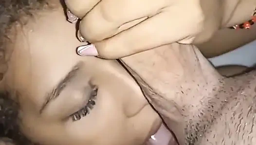 Я просто жаль, что мой сосед не узнает, что его жена сосет мой хуй, когда он уйдет на работу в Соединенные Штаты