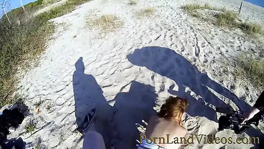 Beach fuck with young skinny slut