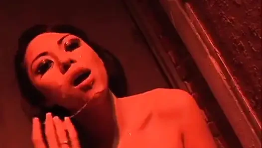 Seks threesome intens sama leilani lee