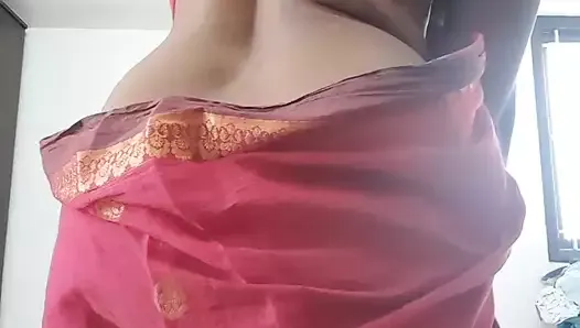 Swetha, desi tamoule femme - sari strip-tease