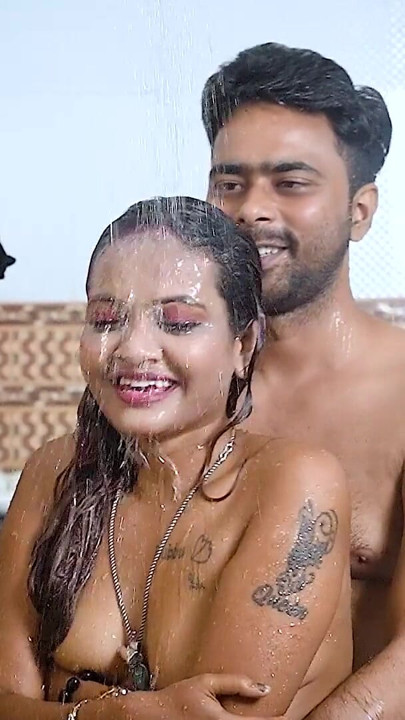 DESI HOT BHABHI AND HER DEBAR HARDCORE SEX IN BATHROOM WHEN HIS BAHBHI WAS TAKIKNG A BATH FULL MOVIE ( HINDI AUDIO ) | Clip 1