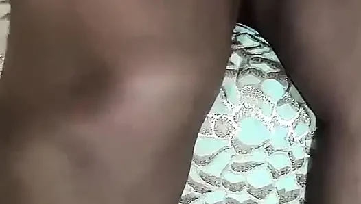 Tukang pijat august skye fingering memeknya pakai jari sarah arab untuk muasin memeknya