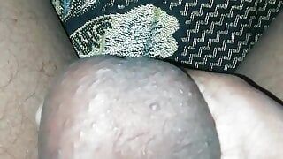 Asiático joven de Sri Lanka grande negro sin cortar dick ball masaje casero