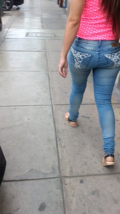 Culito de nena - veneca