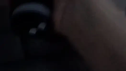 Er öffnet seinen engen arsch mit meinen dildos