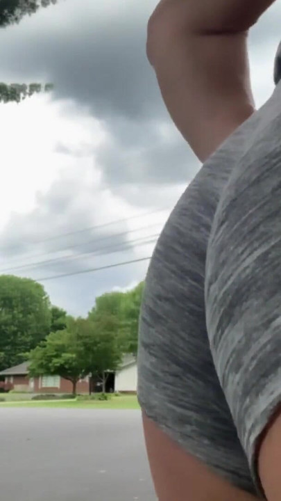 Vruće kratke hlače za u javnosti, Cindie Love kompilacija Sissy CD | Isječak 1