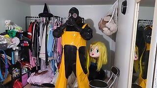 Heavy PVC Suit Gasmask Breathplay with Sweaty Suit Air