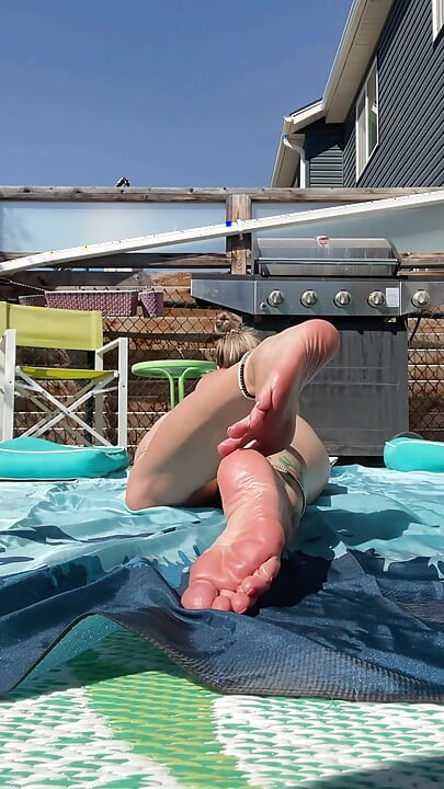 Girl Next Door’s Ridiculously Pretty Soft Pink Wrinkled Soles - HD