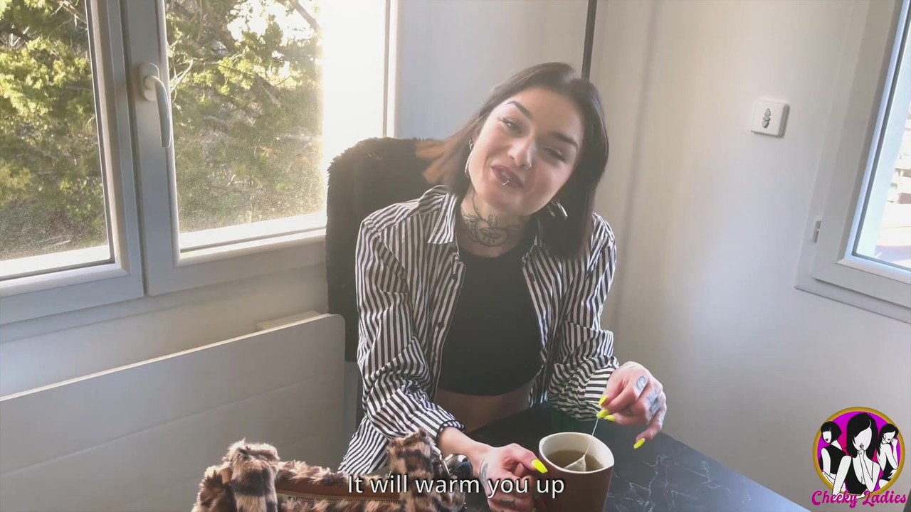 yaramaz üçlü ile sıcak esmerler