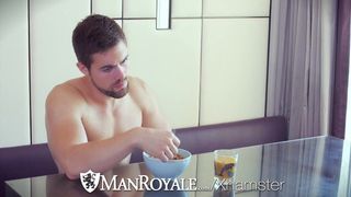 Manroyale - горячий дуэт Griffin Barrow и Darin Silvers трахаются