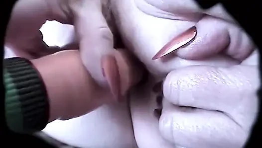 Pussy Hunt Pada MILF terangsang