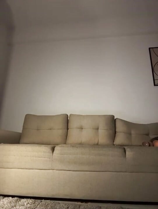 Esguicho Muito Forte Com Loira Tímida