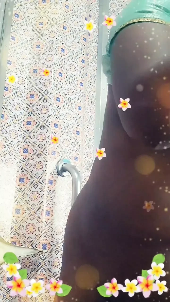 Jija Sali Instagram Video Call Sex chat, mostrando ao vivo mamas e Rosy Pussy, buceta apertada xxx vídeo