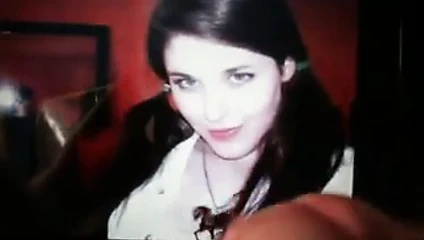 yasmin'e saygı duruşu 2