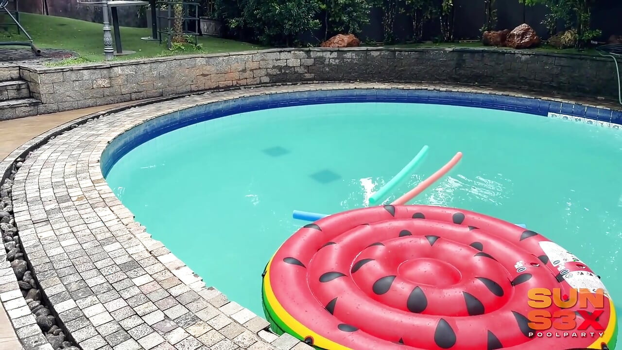 Poolparty Orgy - Sunsex Party