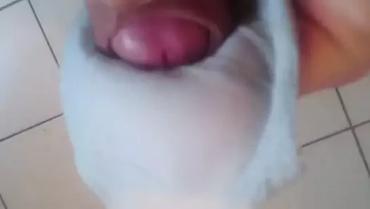 Sütyen boşalması 18