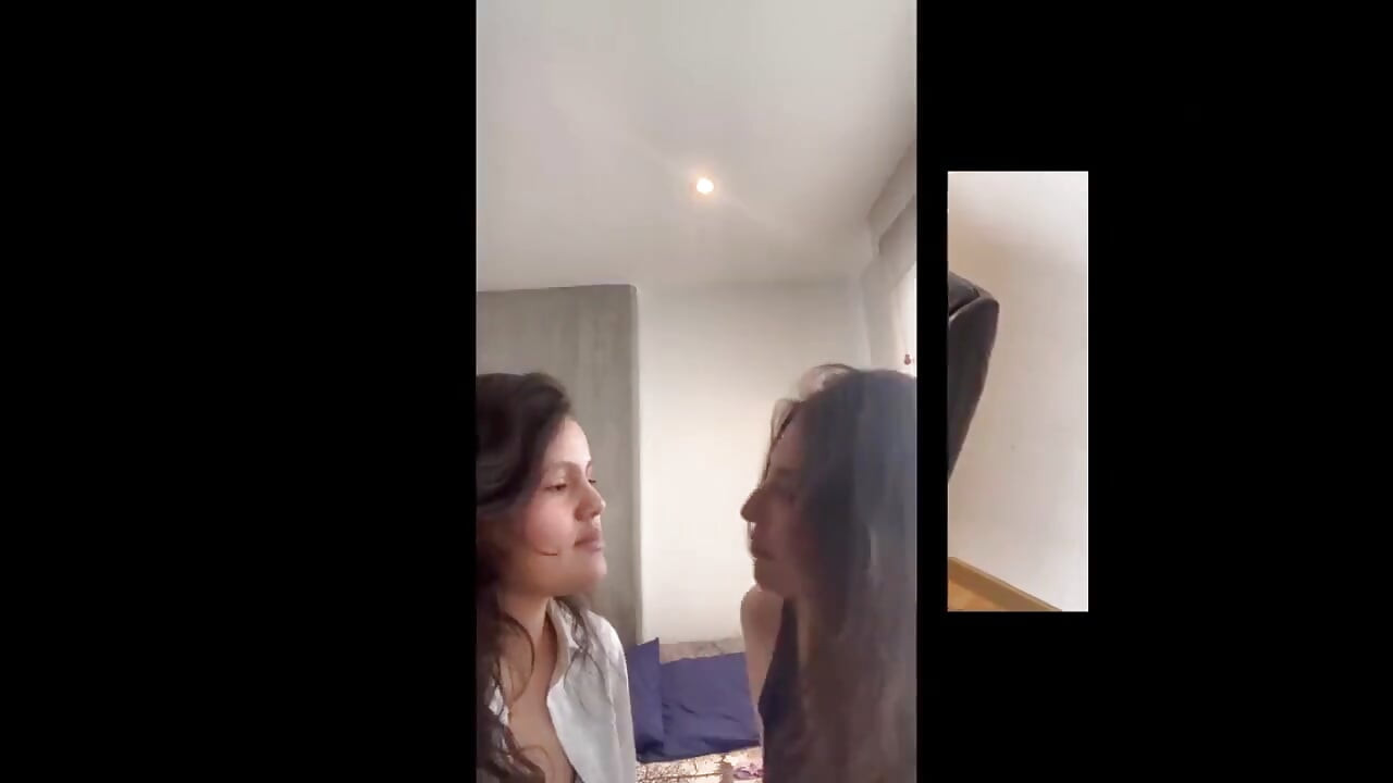 Biraz eski lezbiyen seks