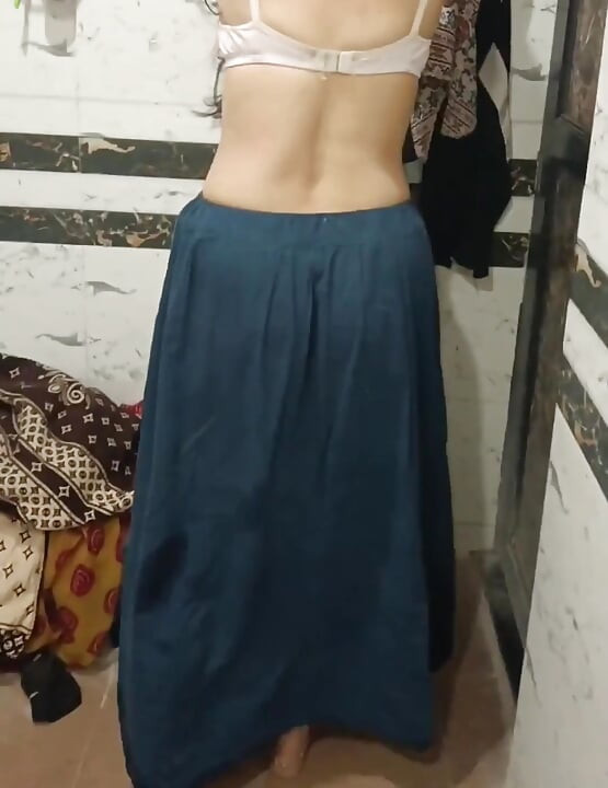 Priya Bhabi Peticot - sessão de vídeo aberta
