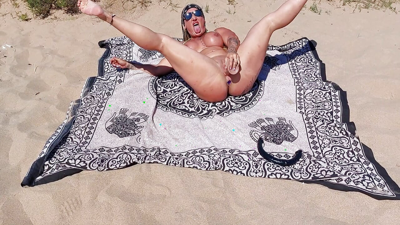 A Good Bitch Fucked on the Beach