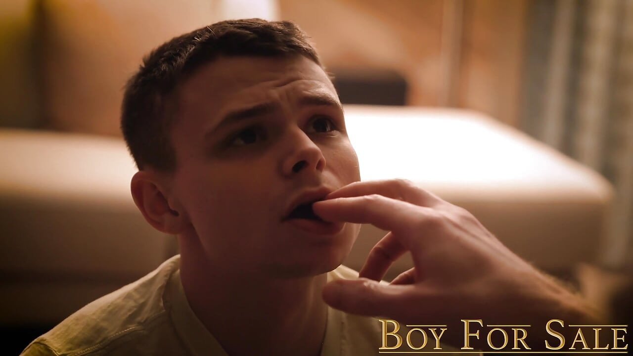 BoyForSale - Muscle daddy grandpa shows Jack Bailey how to top a sub