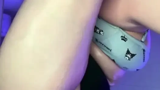 Yüzüne aşırı fışkırtma