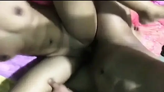Abang tiri ngentot memek adik tirinya sama kontol besar