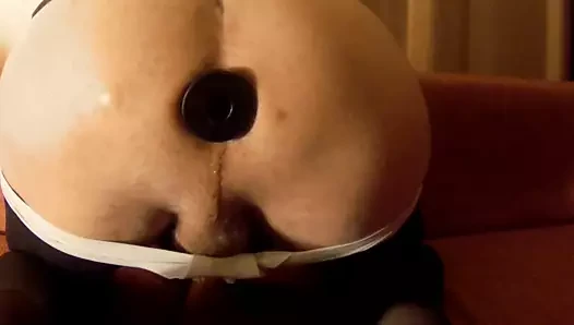 Kadın kılıklı kadın için göt tıkacı