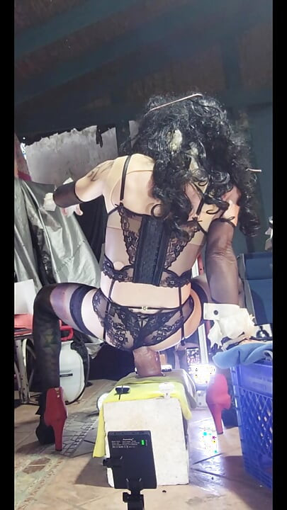 Dulce trampa es follarse con un consolador y correrse (orgasmo mariquita)