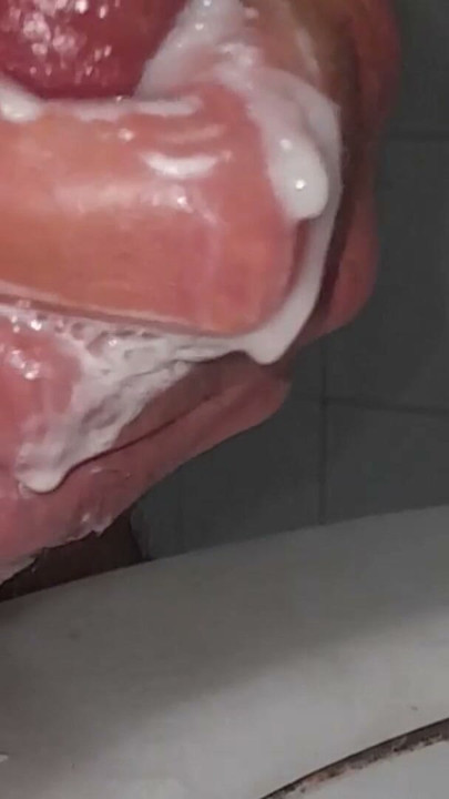nice day in the bathroom again i love my thick dick mature gay passive dream who wants to lick | Clip 2