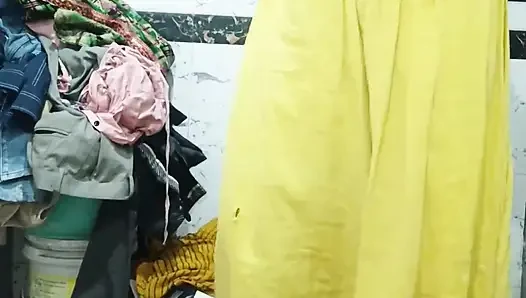 Priya bhabi bluz açık gösteri