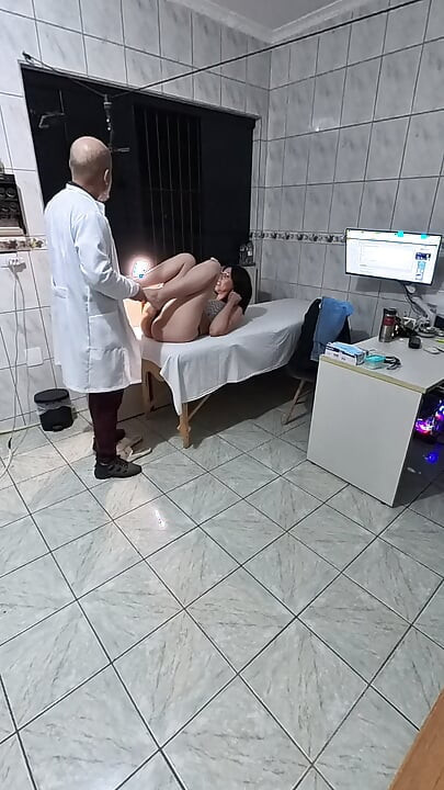 ธุรกิจนรีแพทย์ใต้ดินเป็นเรื่องยุ่งยาก แตกในตูด