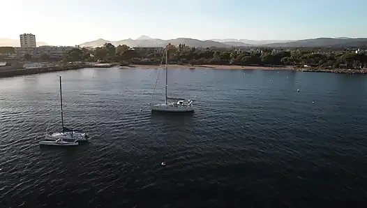 Bir Fransız Kız Tuvalette Berbat