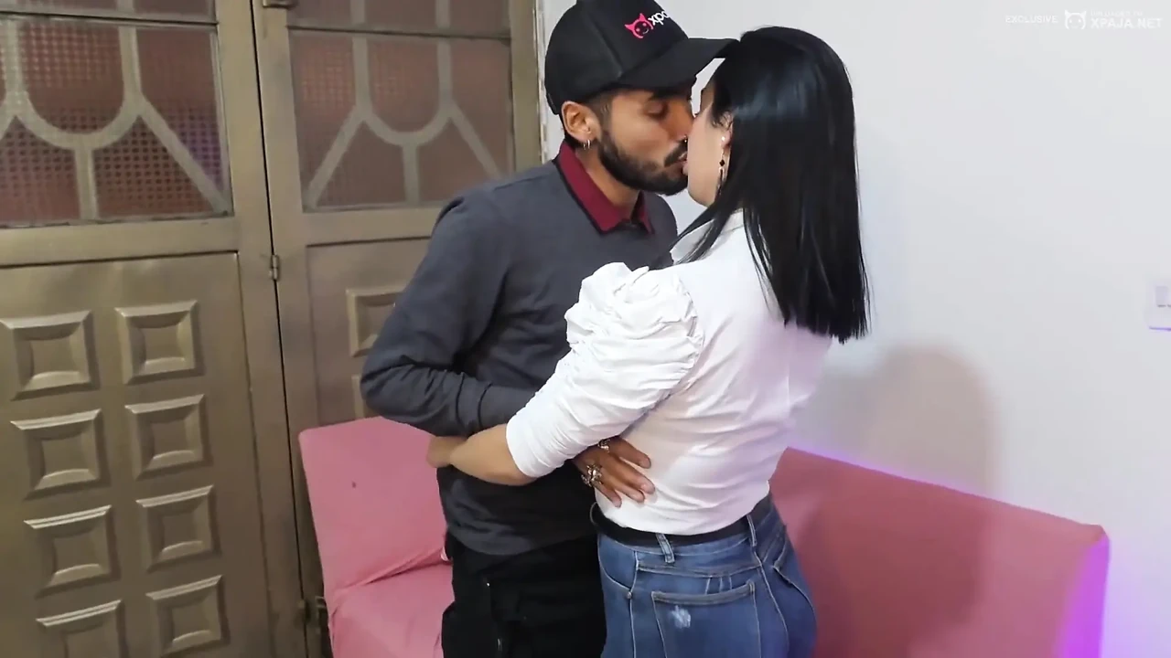 Candy's Debut with Robin in Her First Porn Scene