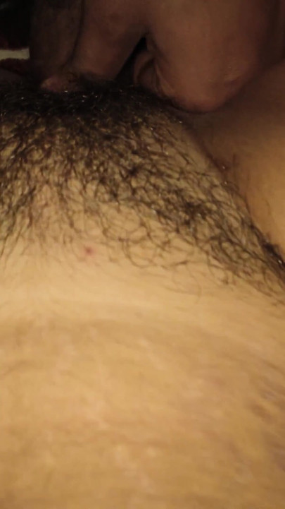 Must-see moment from "Bhabhi ne lund ko daba daba kar chusa"