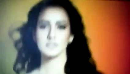 Neha sharma boşalma anısına!!