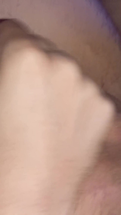 Студентка с чудовищными хуями трахнули друг друга огромными хуями!