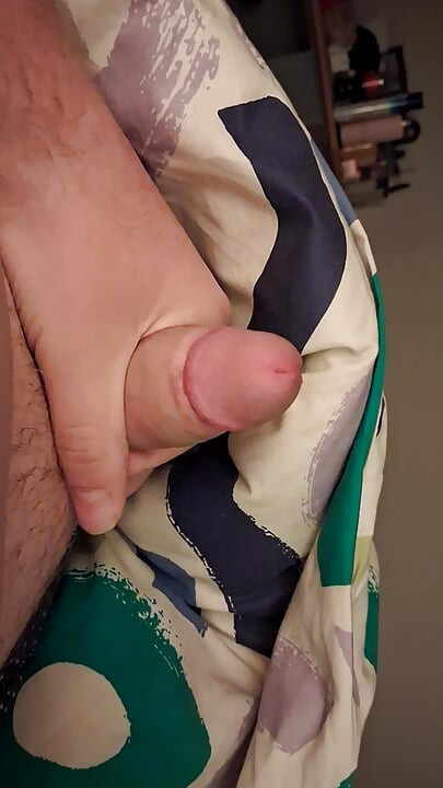 The little one gets jerked off nicely